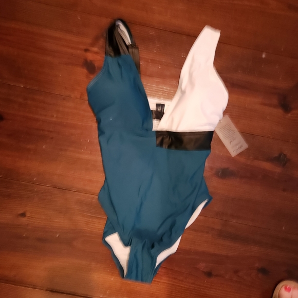 Gabi Fresh Swim 1pc swimsuit sz D/DD sizes colorblock molded cups nwt - Picture 2 of 4
